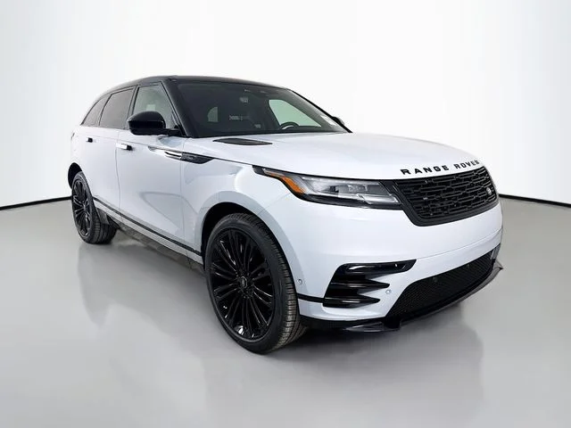New 2026 Arroios Grey Land Rover P250 Base image 3