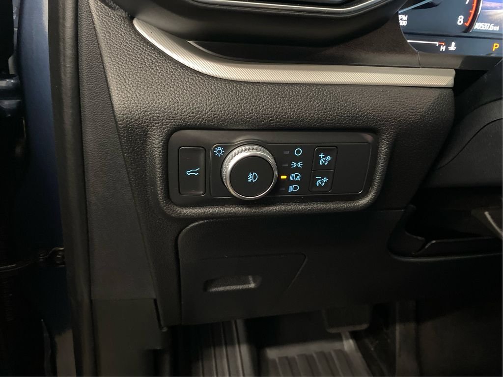 Used 2020 Blue Ford XLT image 14