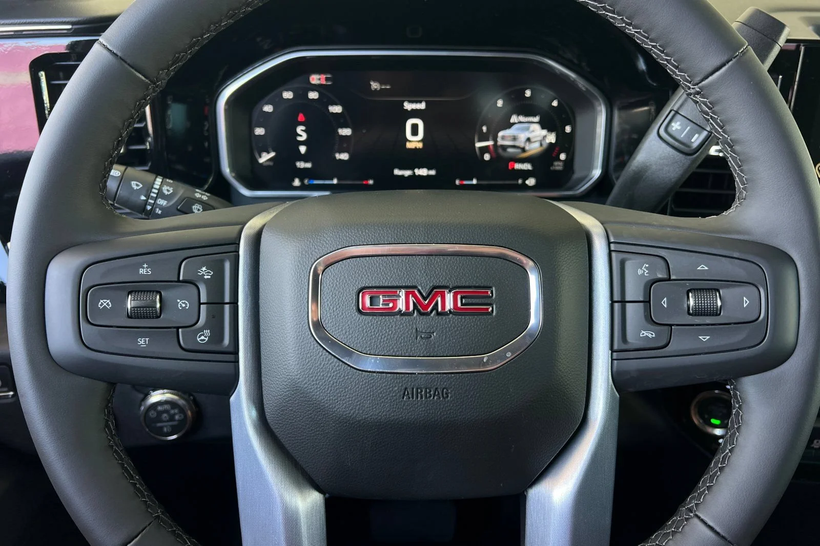 New 2026 Sterling Metallic GMC Elevation image 21