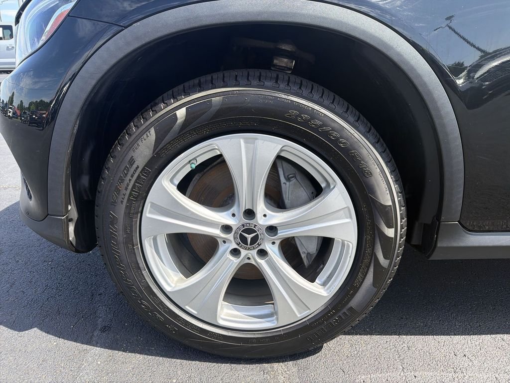 Used 2018 Black Mercedes-Benz GLC 300 image 16