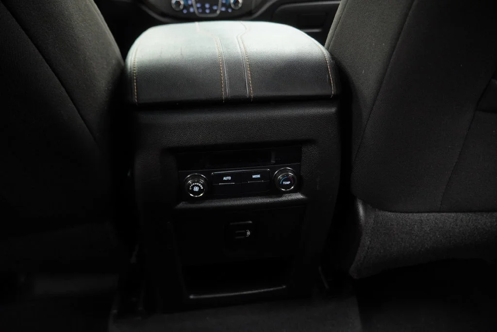 Certified Used 2018 GRAPHITE METALLIC Chevrolet LT Cloth image 28