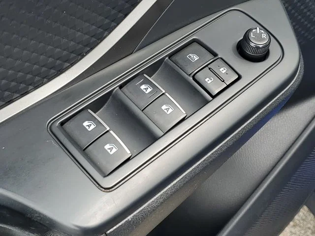 Used 2018 Blue Toyota XLE image 29