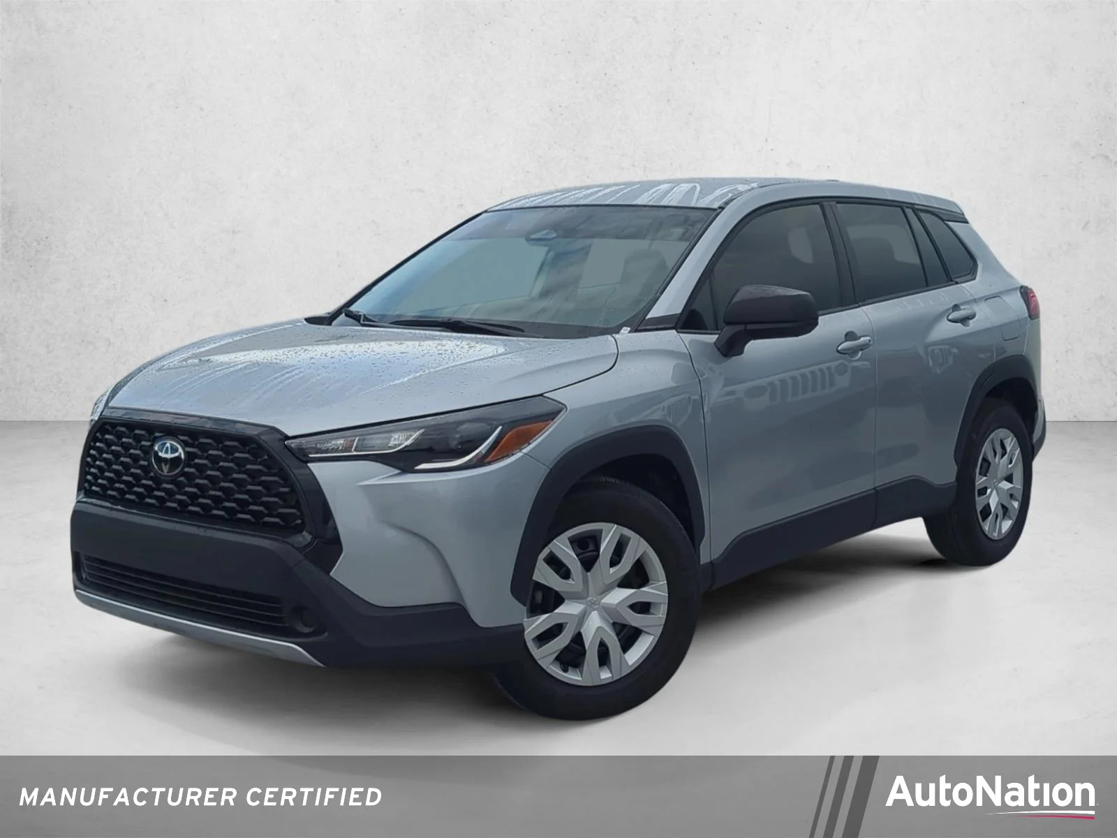 Used 2025 Sonic Silver Toyota L image 1