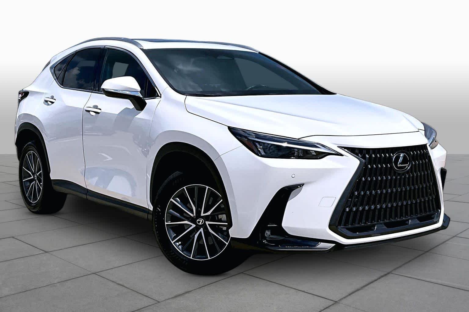 Used 2026 Ultra White Lexus  image 3