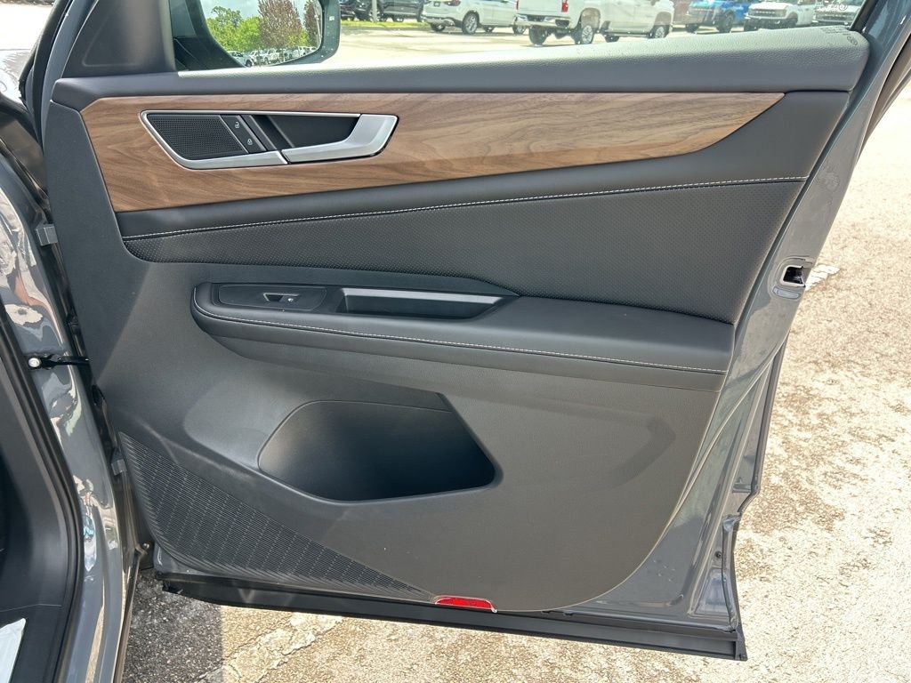 New 2026 Gray Volkswagen 2.0T SE w/Technology image 44