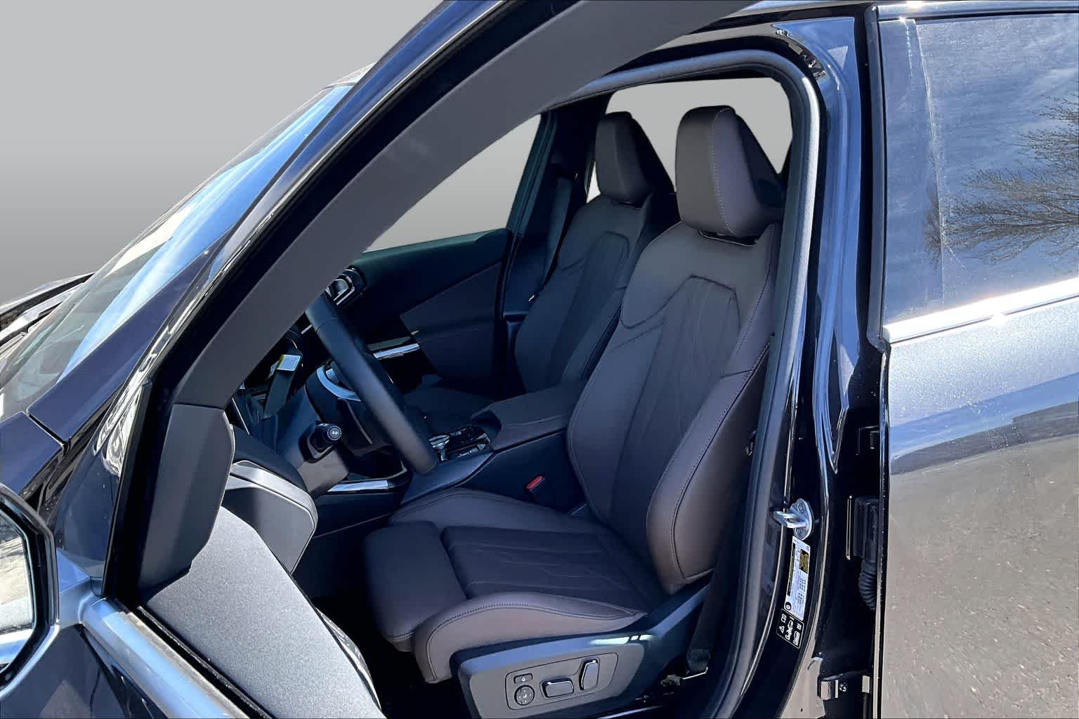2026 BMW X3 30 - Photo 9