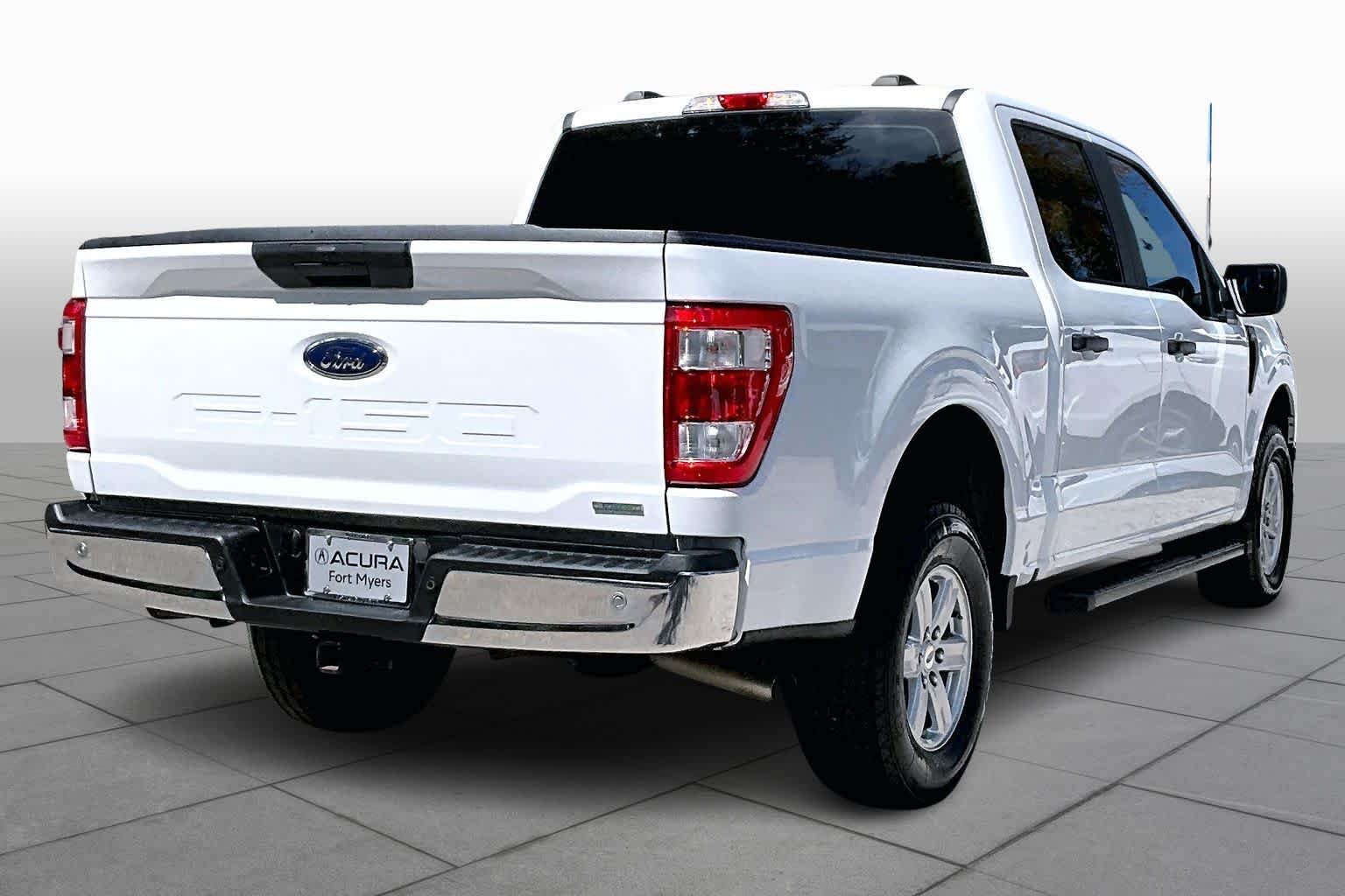Used 2023 Oxford White Ford XL image 34
