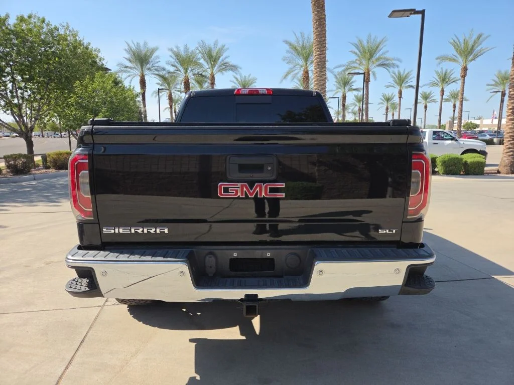 Used 2018 Black GMC SLT image 4