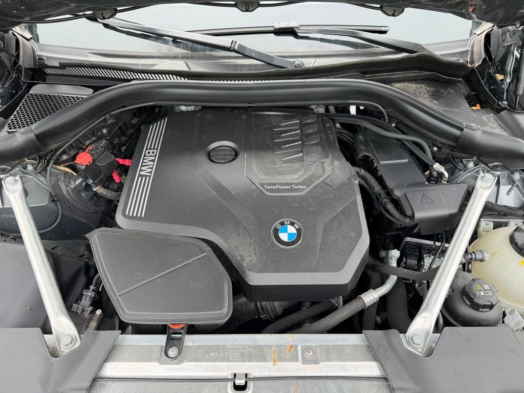 Used 2024 Gray BMW xDrive30i image 33