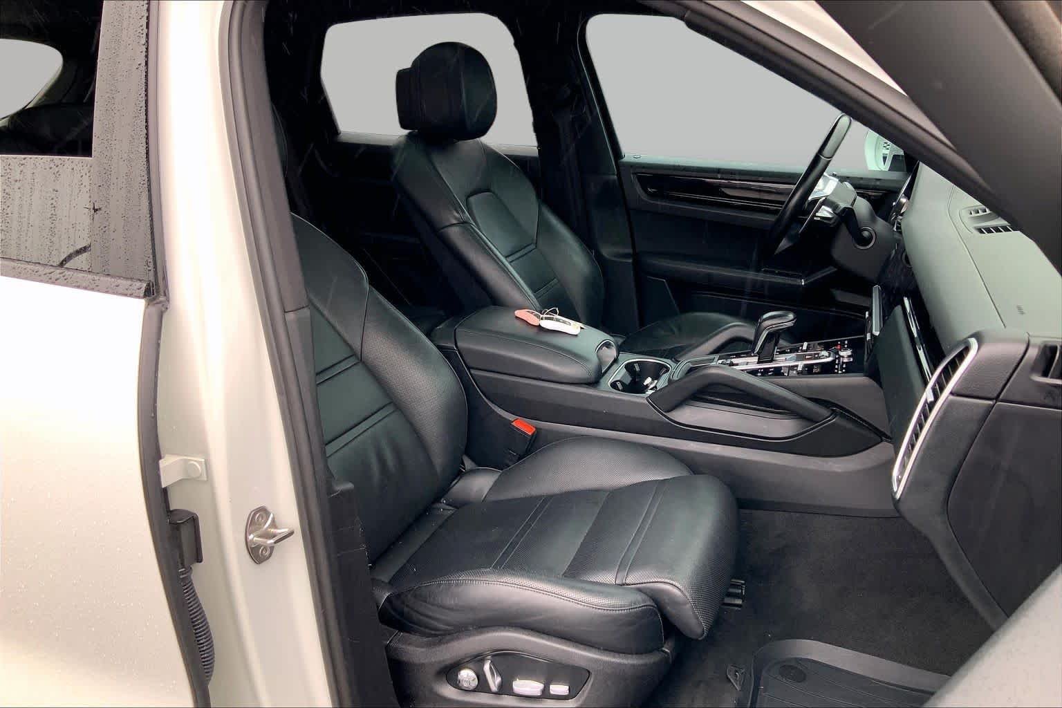 Used 2019 Black Porsche S image 9