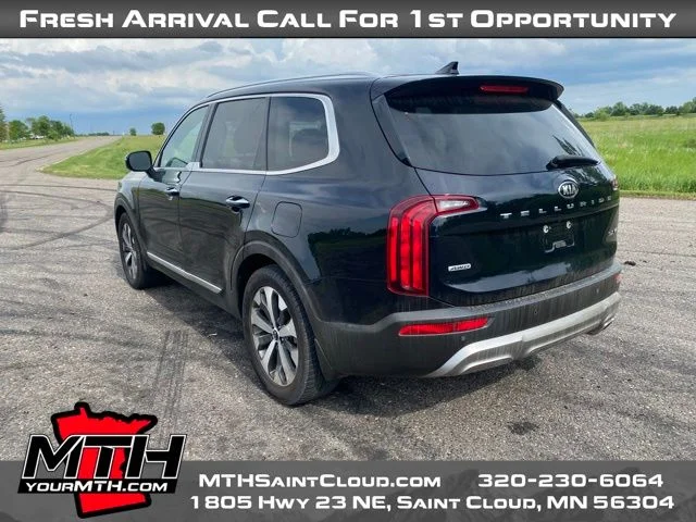 Used 2020 Black Kia SX image 6