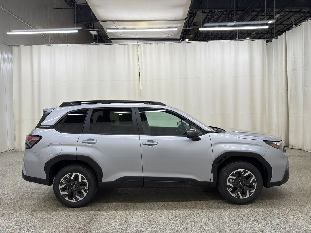 New 2026 Ice Silver Metallic Subaru Premium image 5