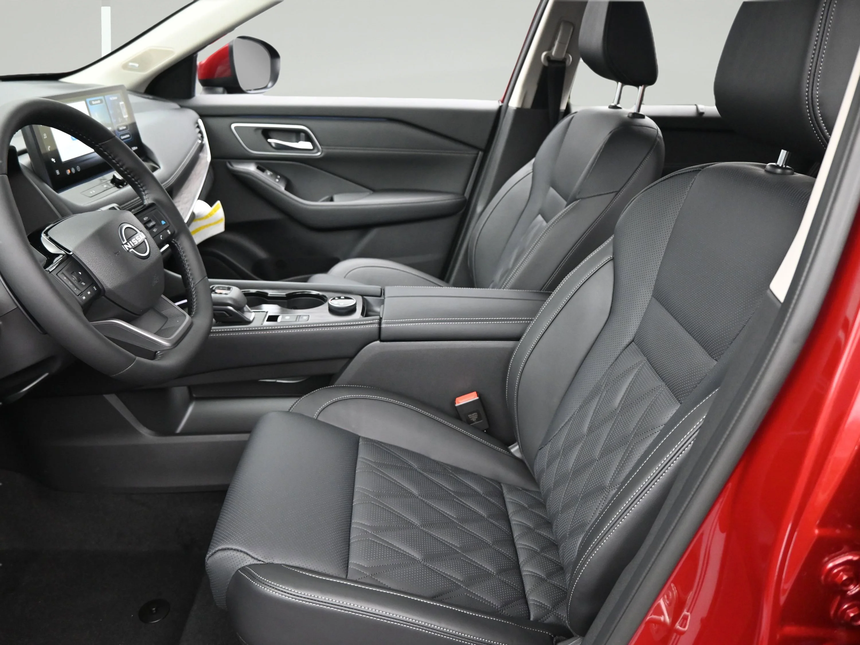 New 2026 Scarlet Ember Tintcoat Nissan Platinum image 9