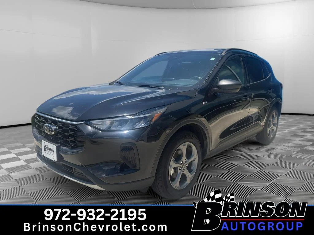 Used 2025 Agate Black Metallic Ford ST-Line image 1
