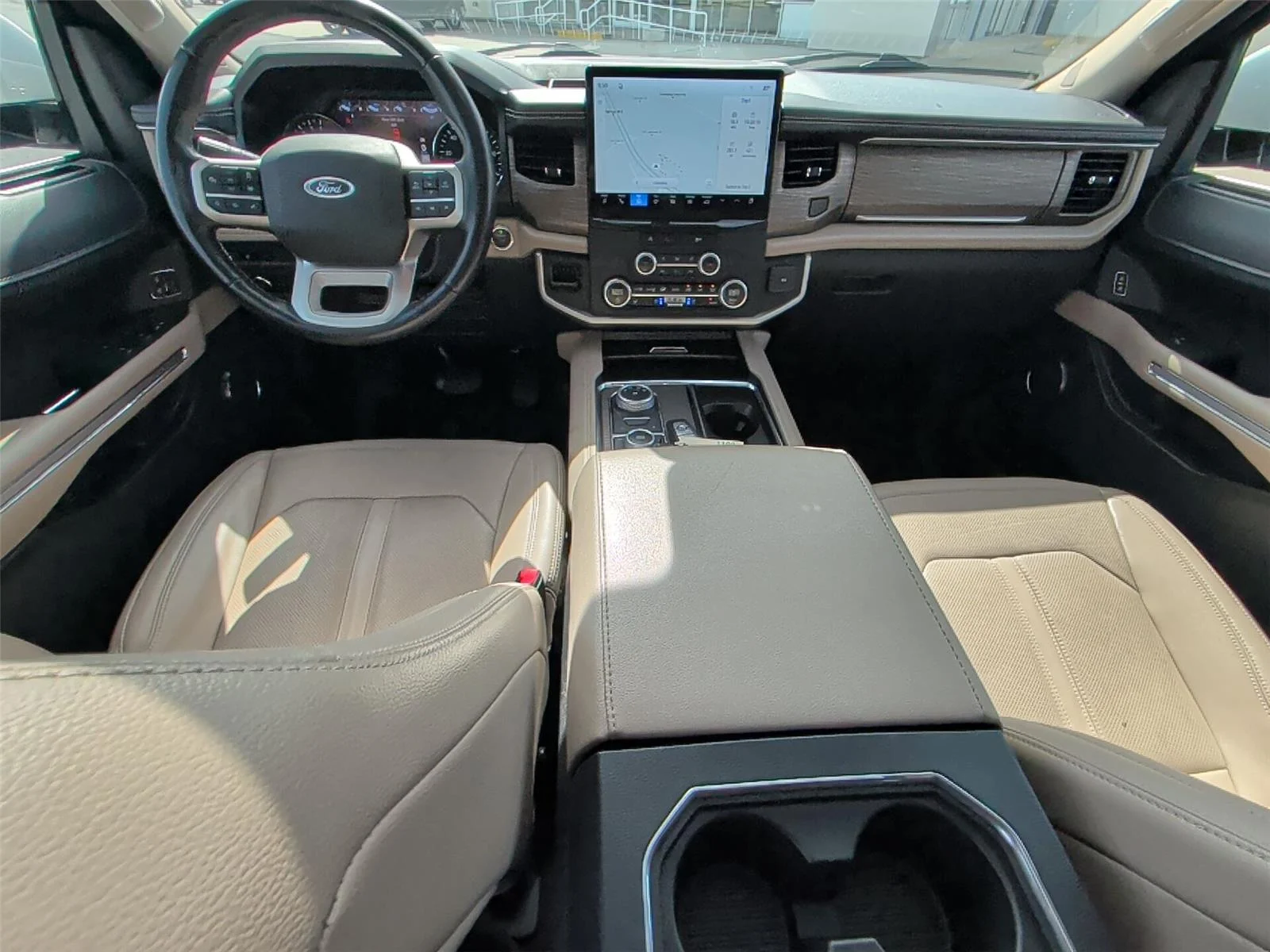 Used 2024 Oxford White Ford Limited image 30
