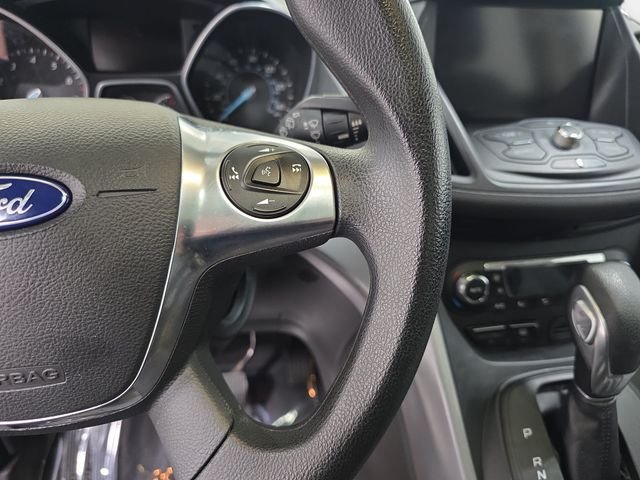 Used 2015 Black Ford SE image 18