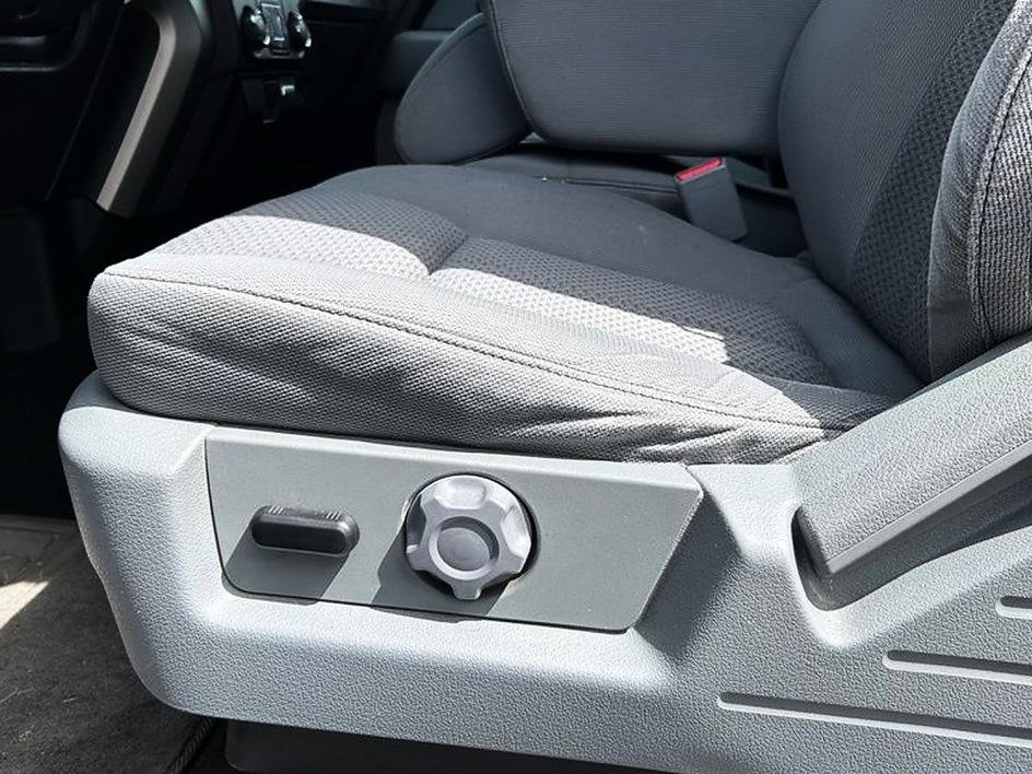 Used 2013 Gray Ford XLT image 12