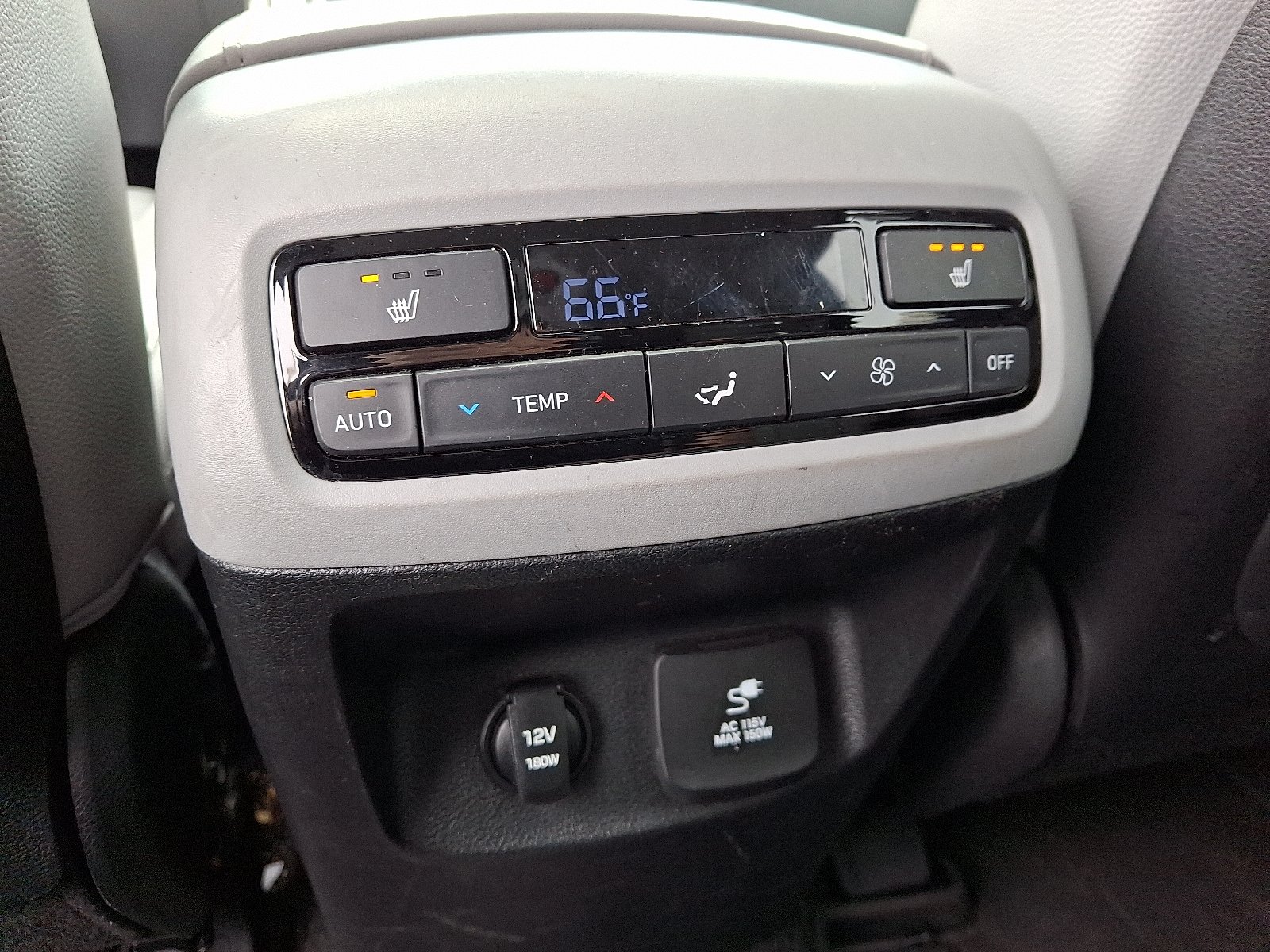 2022 Hyundai Palisade SEL - Photo 11