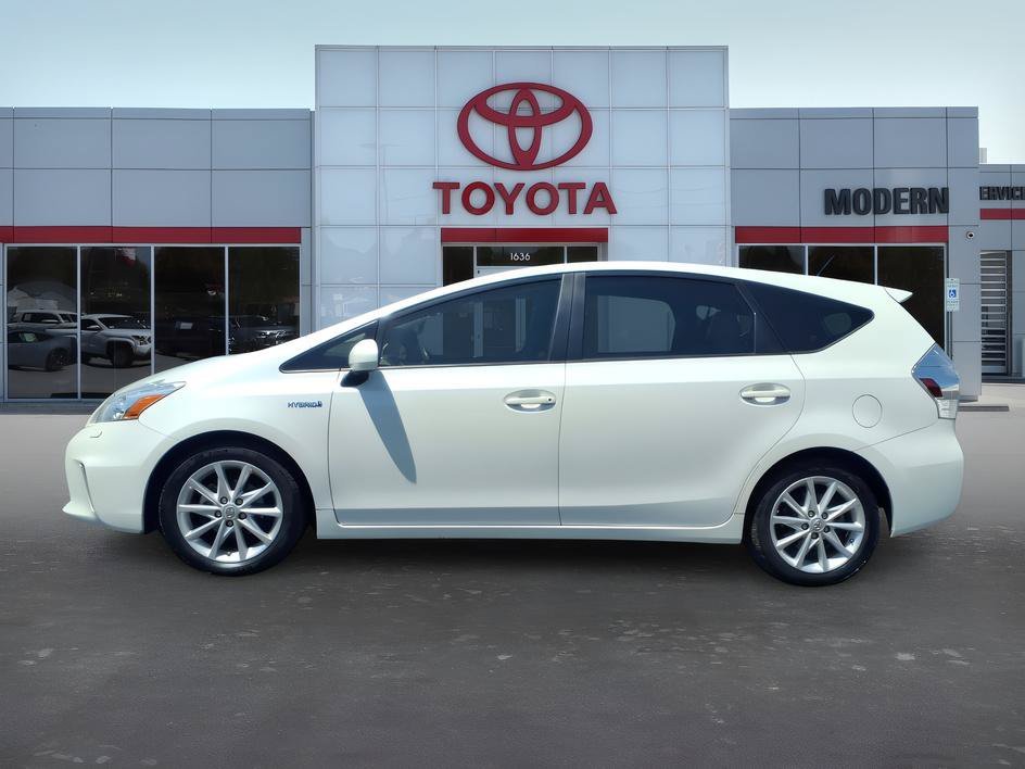 Used 2012 Blizzard Pearl Toyota Five image 2