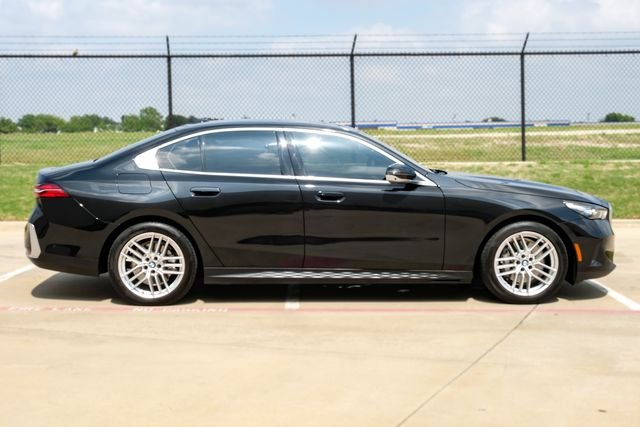 Used 2025 Black BMW 530i image 8