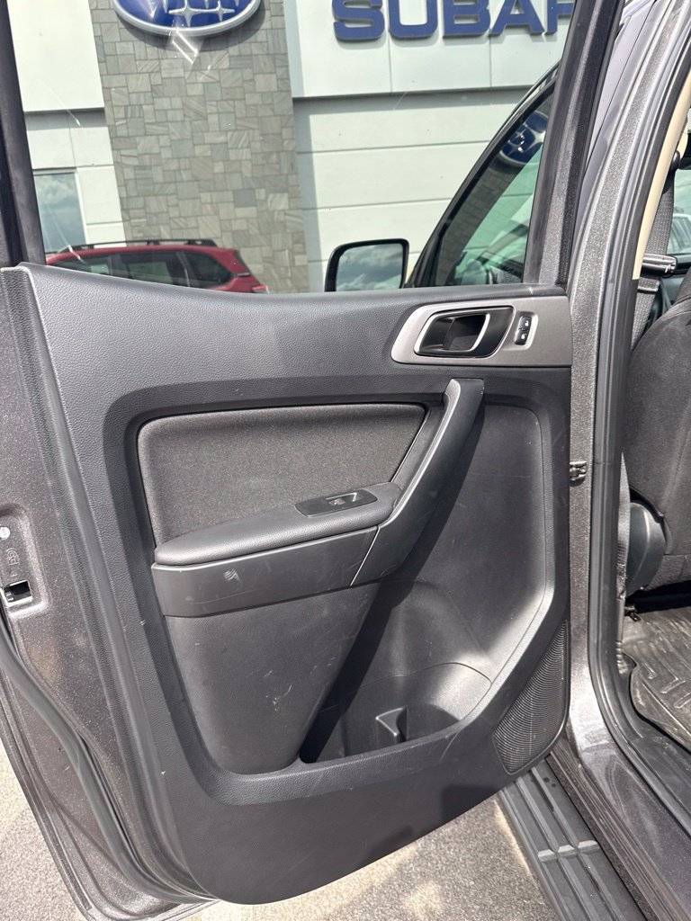 Used 2020 Magnetic Ford XLT image 24