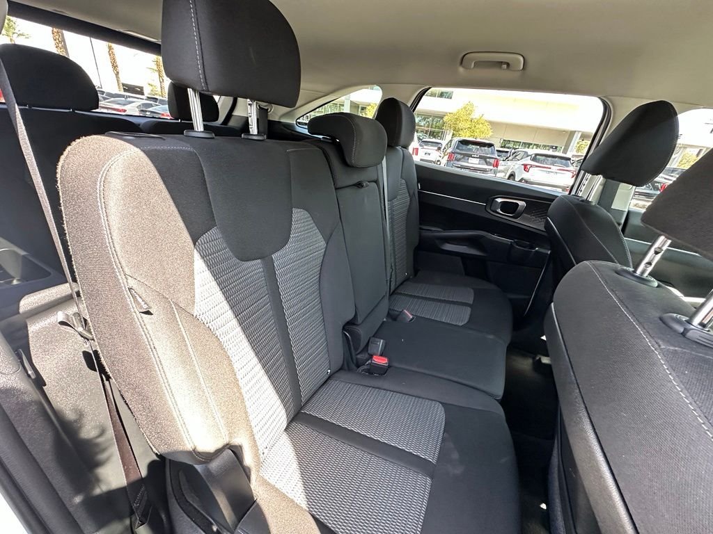 Used 2026 White Kia LX image 19