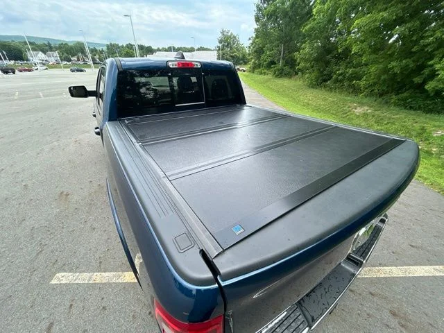 Used 2021 Blue Ram Laramie image 14