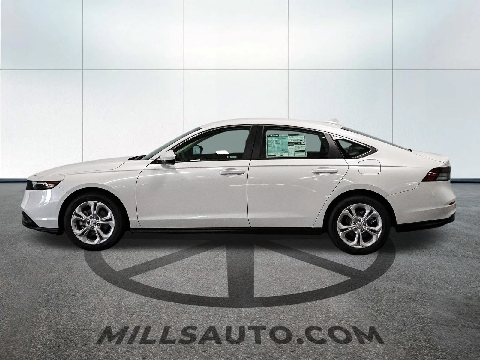 New 2026 Platinum White Pearl Honda LX image 3