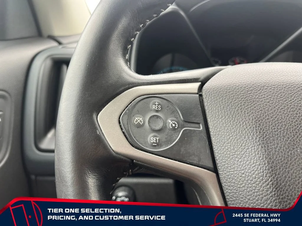 Used 2017 CYBER GRAY METALLIC Chevrolet 4WD Z71 image 25