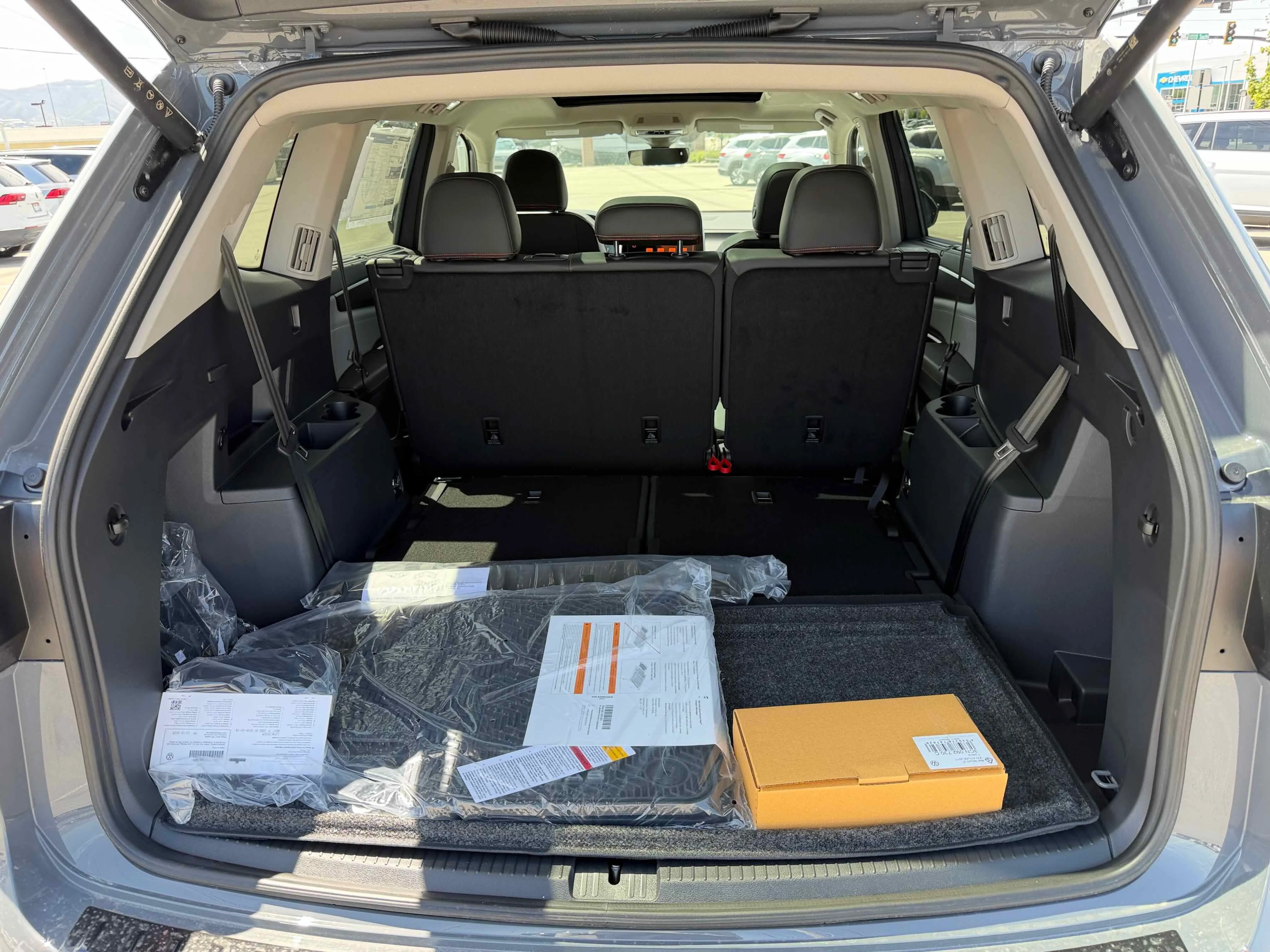 New 2026 Gray Volkswagen 2.0T Peak Edition image 32