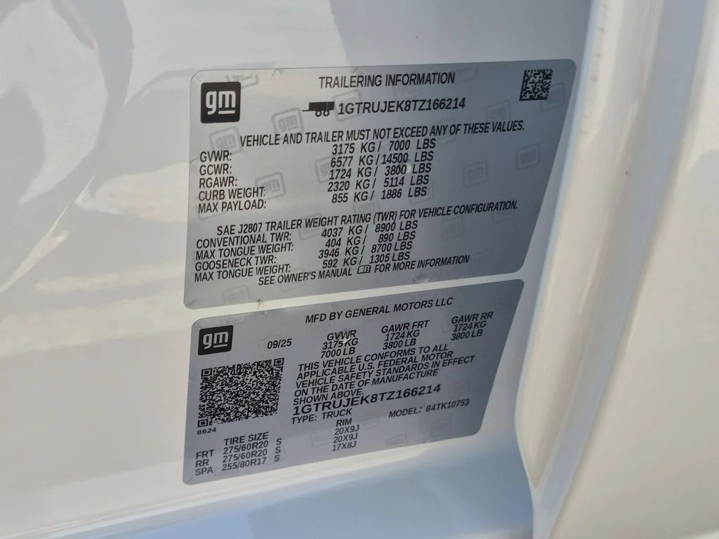 Used 2026 White GMC Elevation image 28