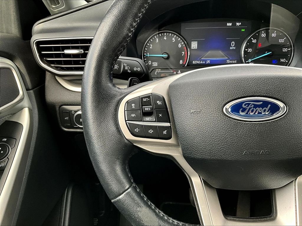 Used 2021 Black Ford XLT image 13