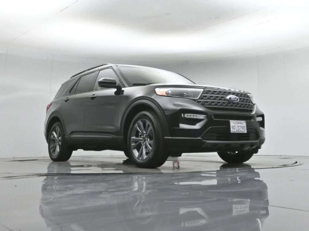 Certified Used 2022 Black Ford XLT image 51
