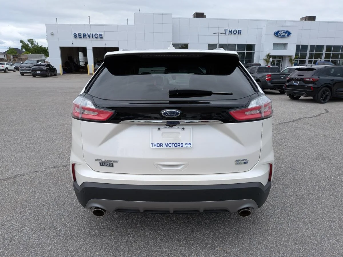 Used 2019 White Ford Sel Awd image 6