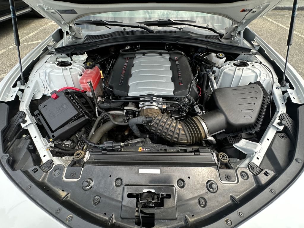 Used 2021 White Chevrolet SS image 25