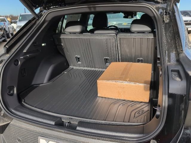 2026 Chevrolet Equinox EV 2LT - Photo 10
