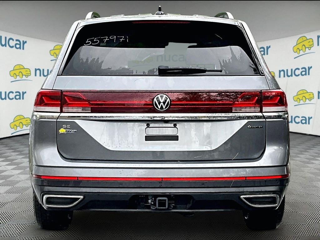 Used 2024 White Volkswagen 2.0T SE w/Technology image 5
