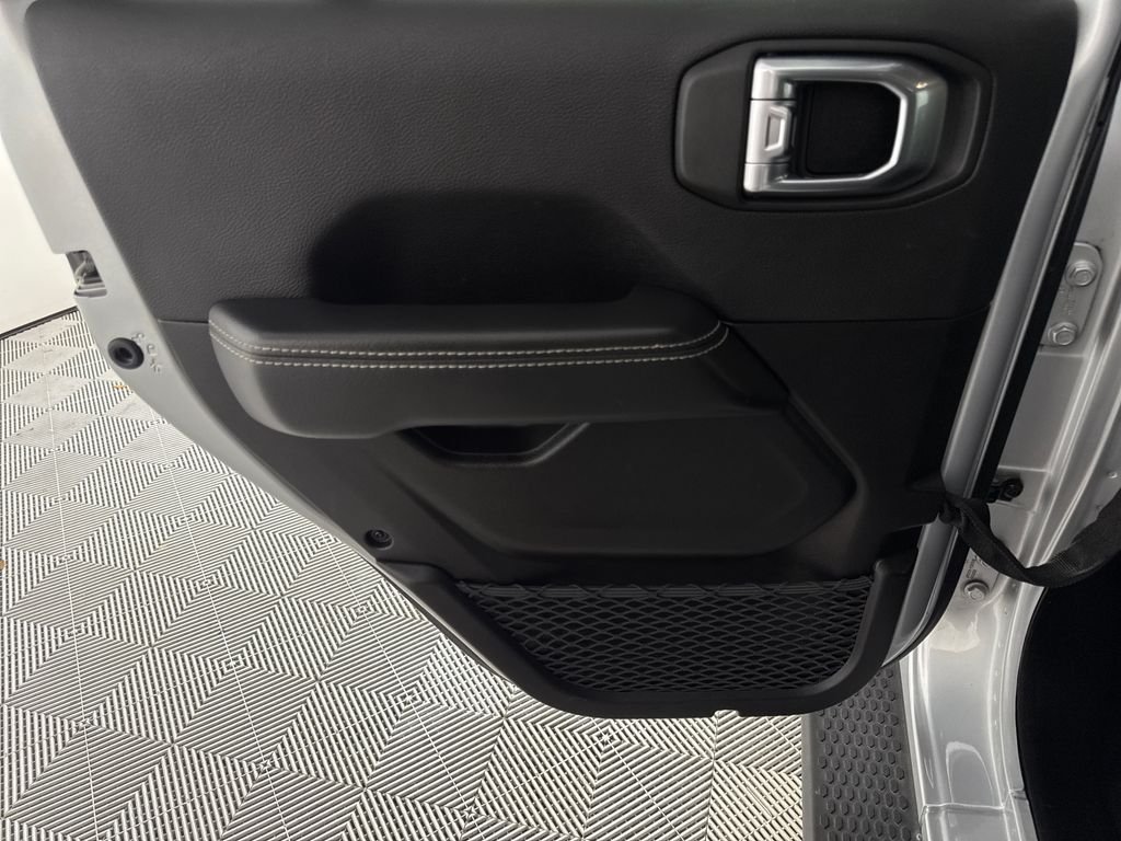 2023 Jeep Wrangler 4xe Sahara 4XE - Photo 12
