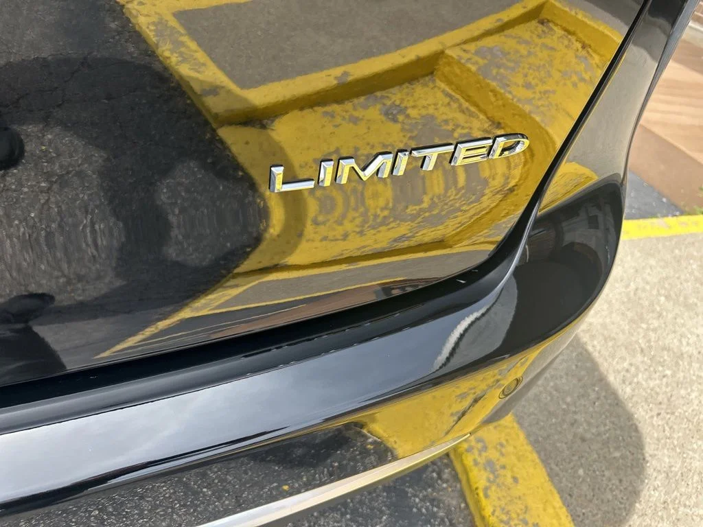 New 2027 Black Chrysler Limited image 6