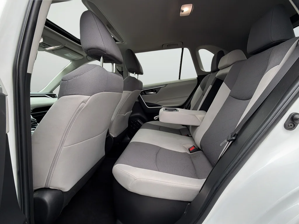 Used 2023 White Toyota XLE image 27