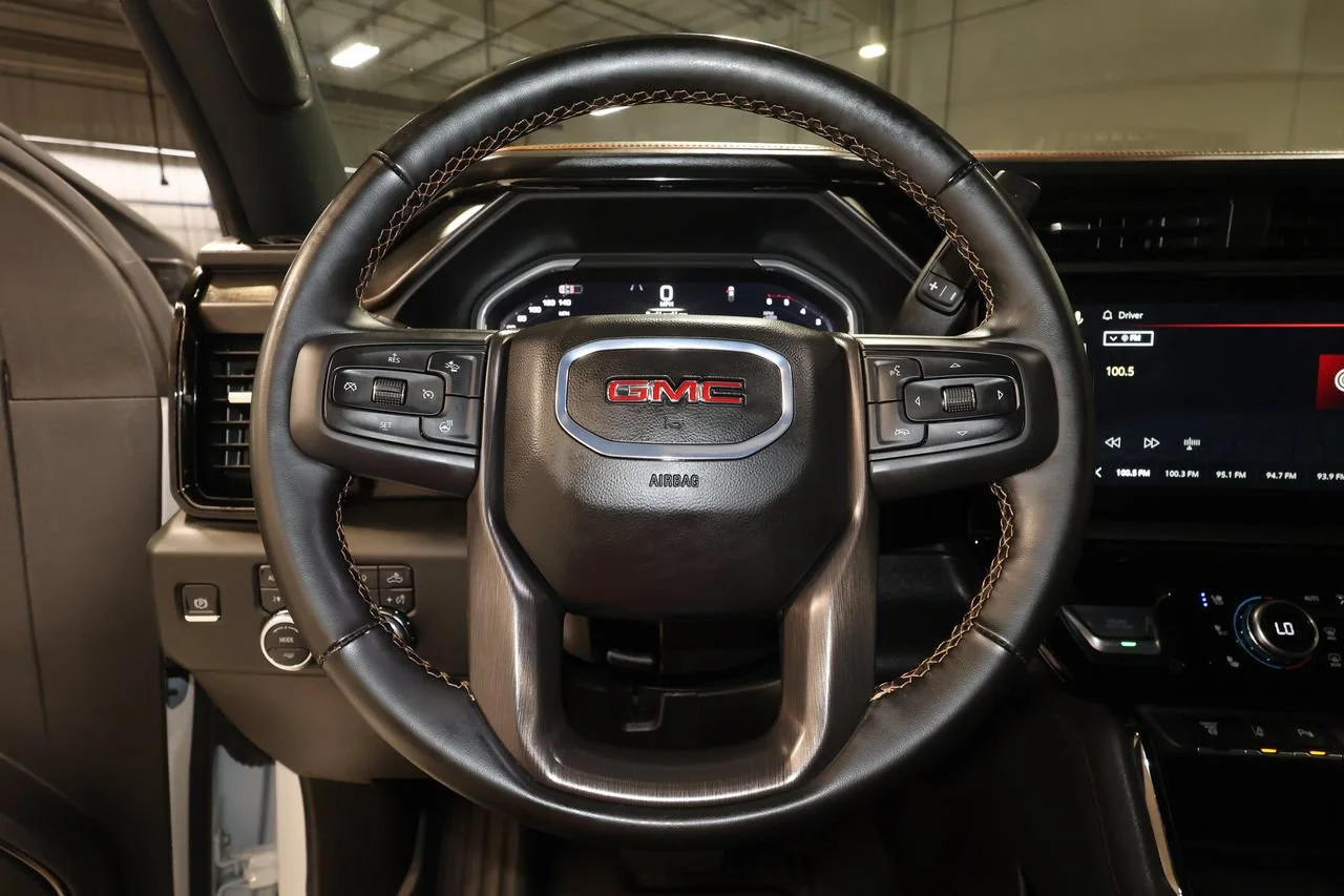 2025 GMC Sierra 2500HD AT4 - Photo 9