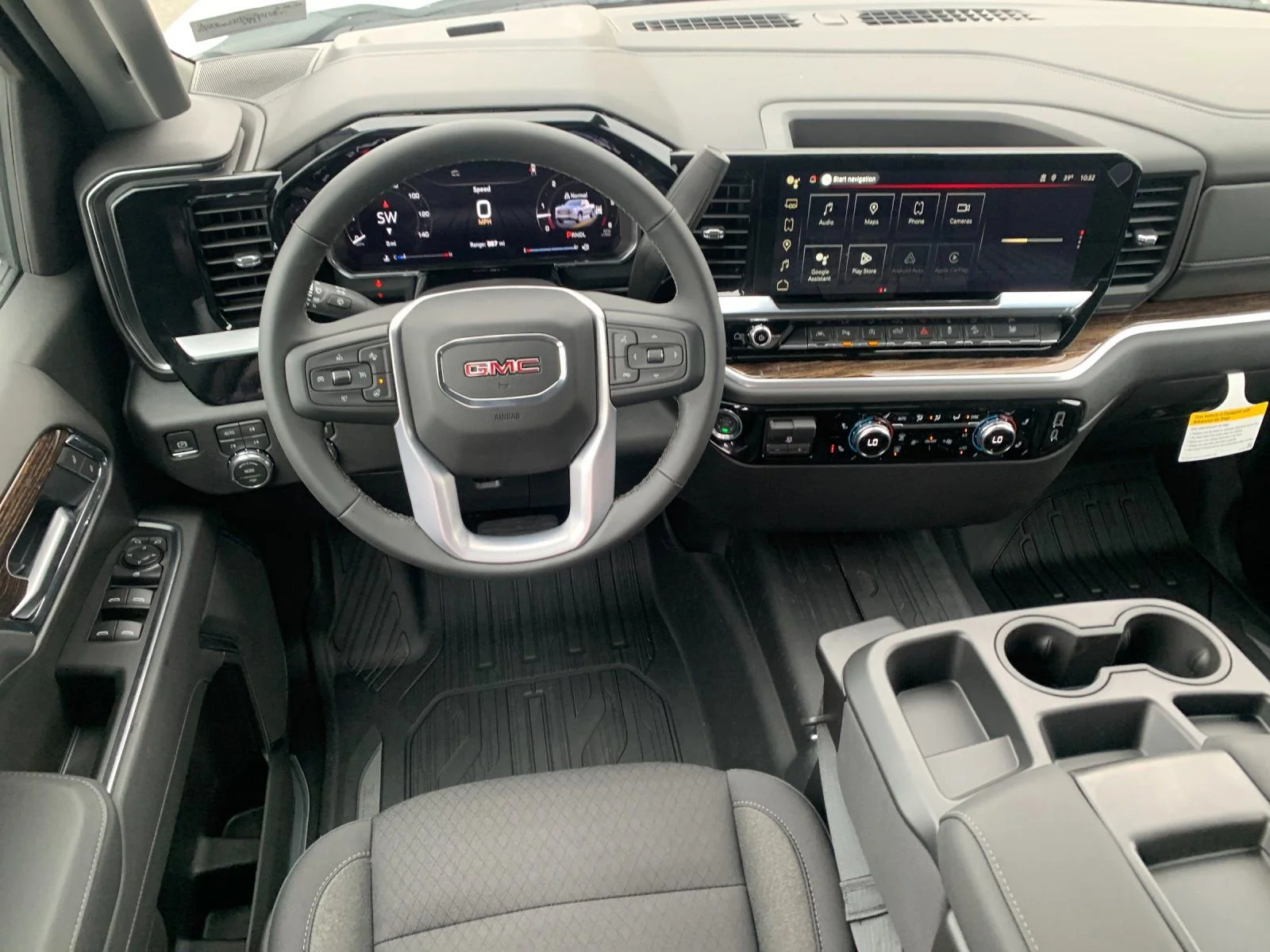 2026 GMC Sierra 1500 SLE - Photo 16