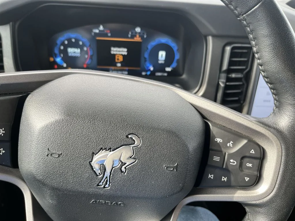 Used 2025 Black Ford Badlands image 21
