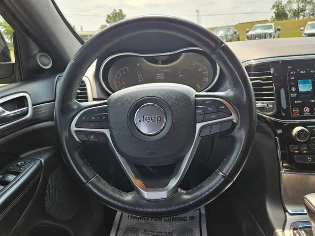 Used 2021 Gray Jeep Laredo X image 14