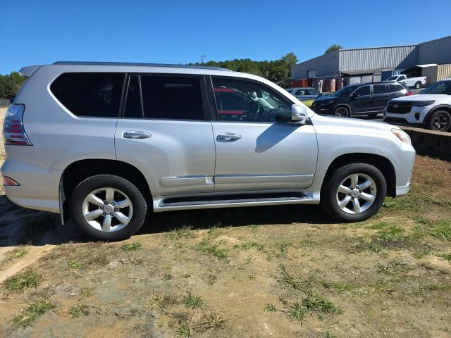 Used 2014 Gray Lexus 460 image 8