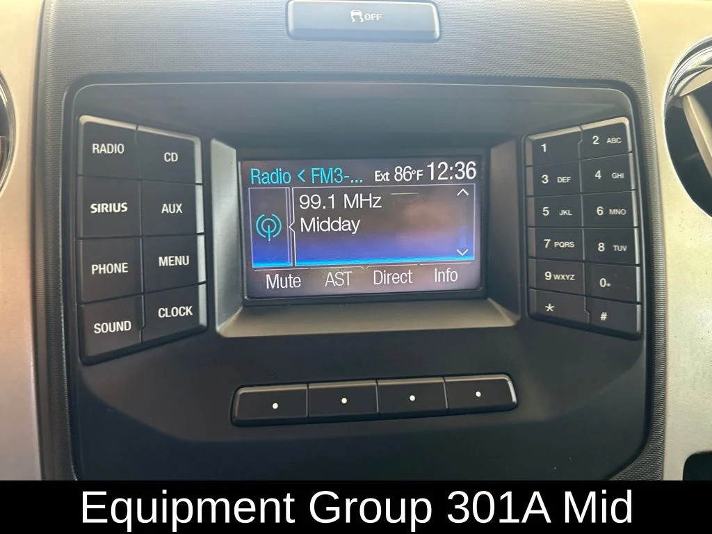 Used 2013 Black Ford XLT image 9