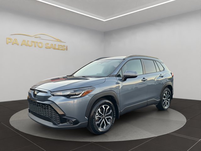 Used 2023 Gray Toyota Hybrid SE image 3