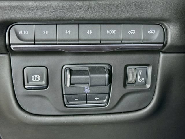 Used 2025 Galactic Gray Metallic Cadillac Sport Platinum image 11