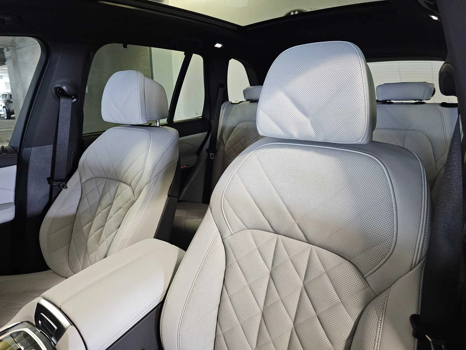 New 2026 Brooklyn Grey Metallic BMW xDrive40i image 34