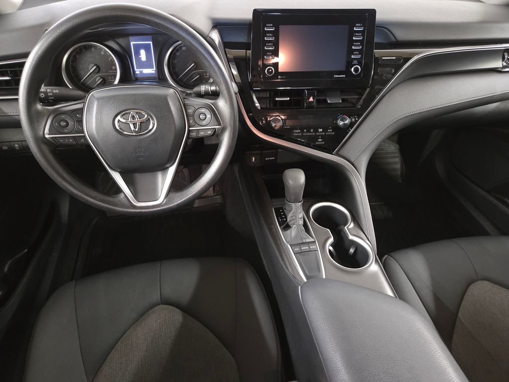 Used 2023 White Toyota LE image 18